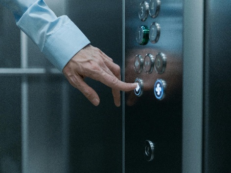Elevator dan Eskalator